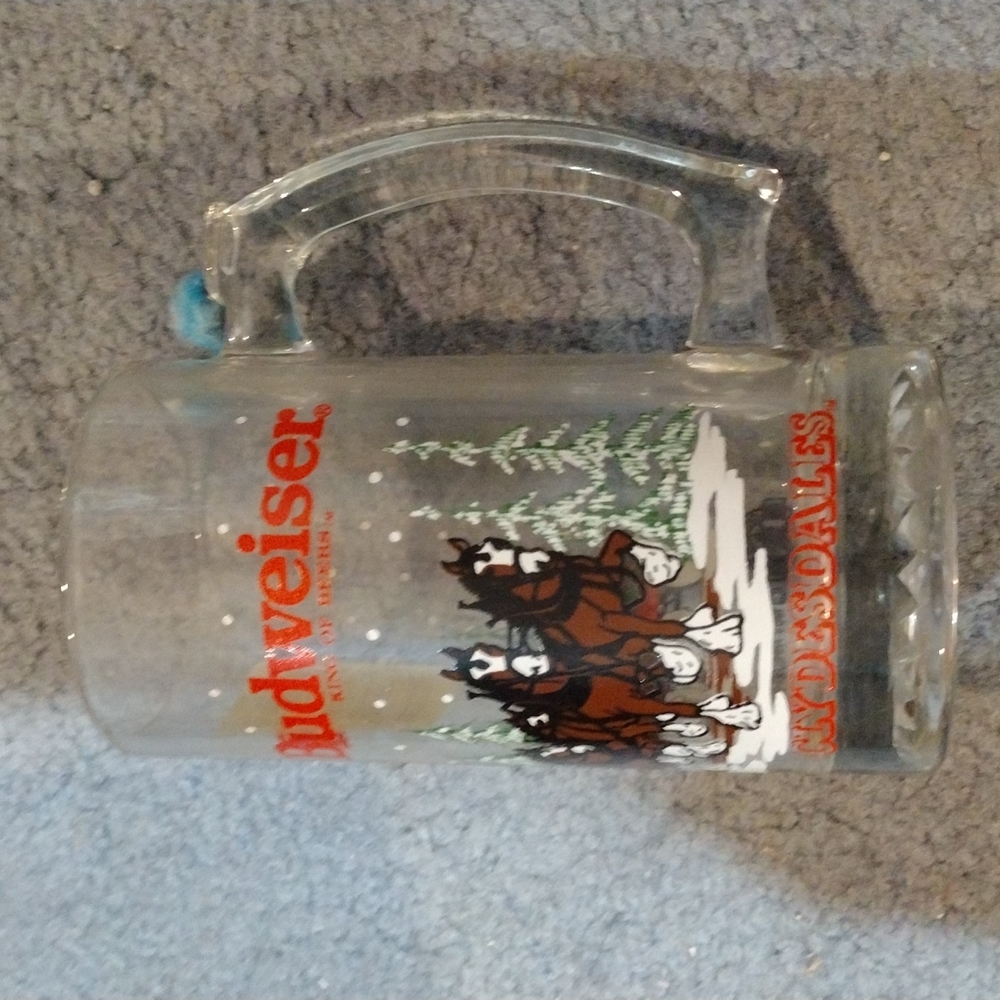 holiday Budweiser 1986 clear mug